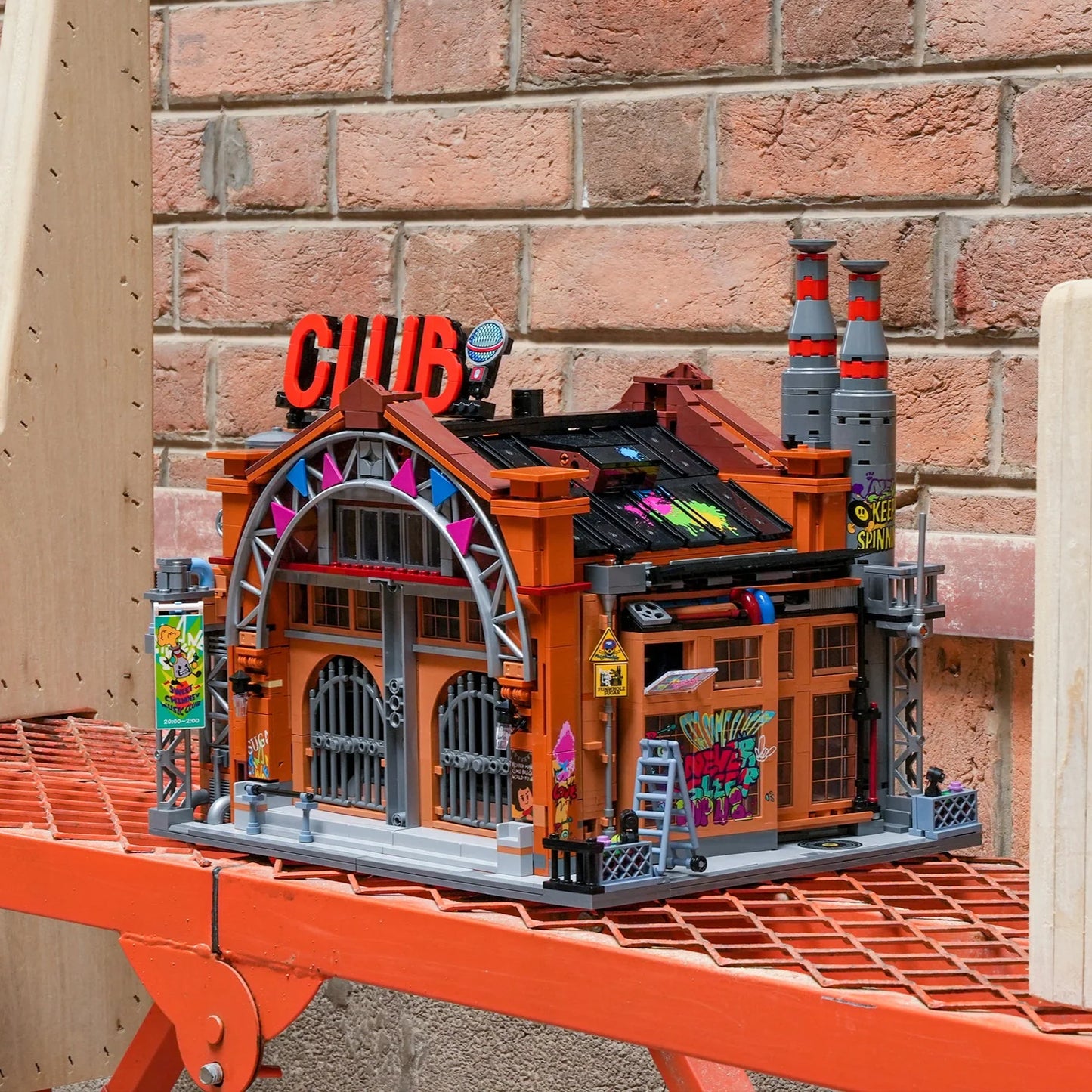 Lumibricks F9068 Factory House of Music Building Toy Set | 2654 PCS