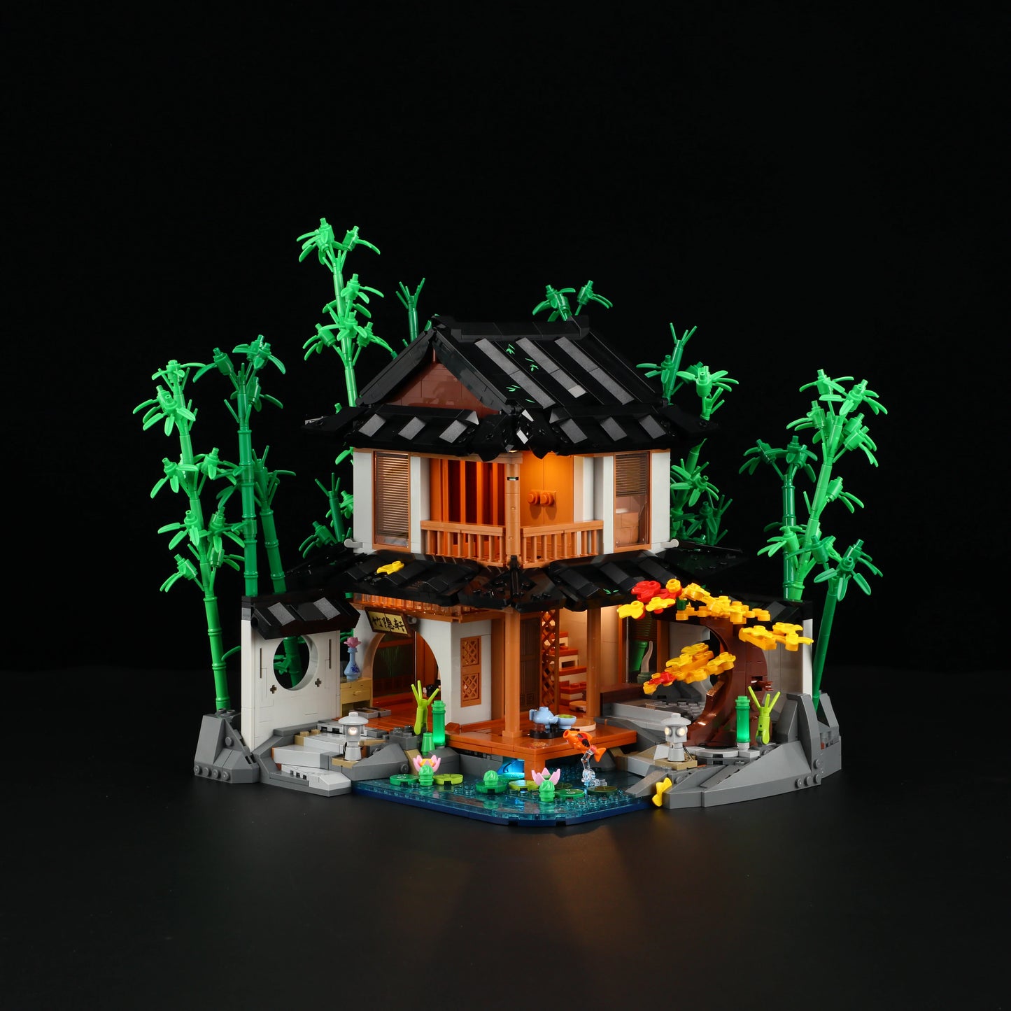 Lumibricks L9075 Bamboo House Building Toy Set | 2432 PCS
