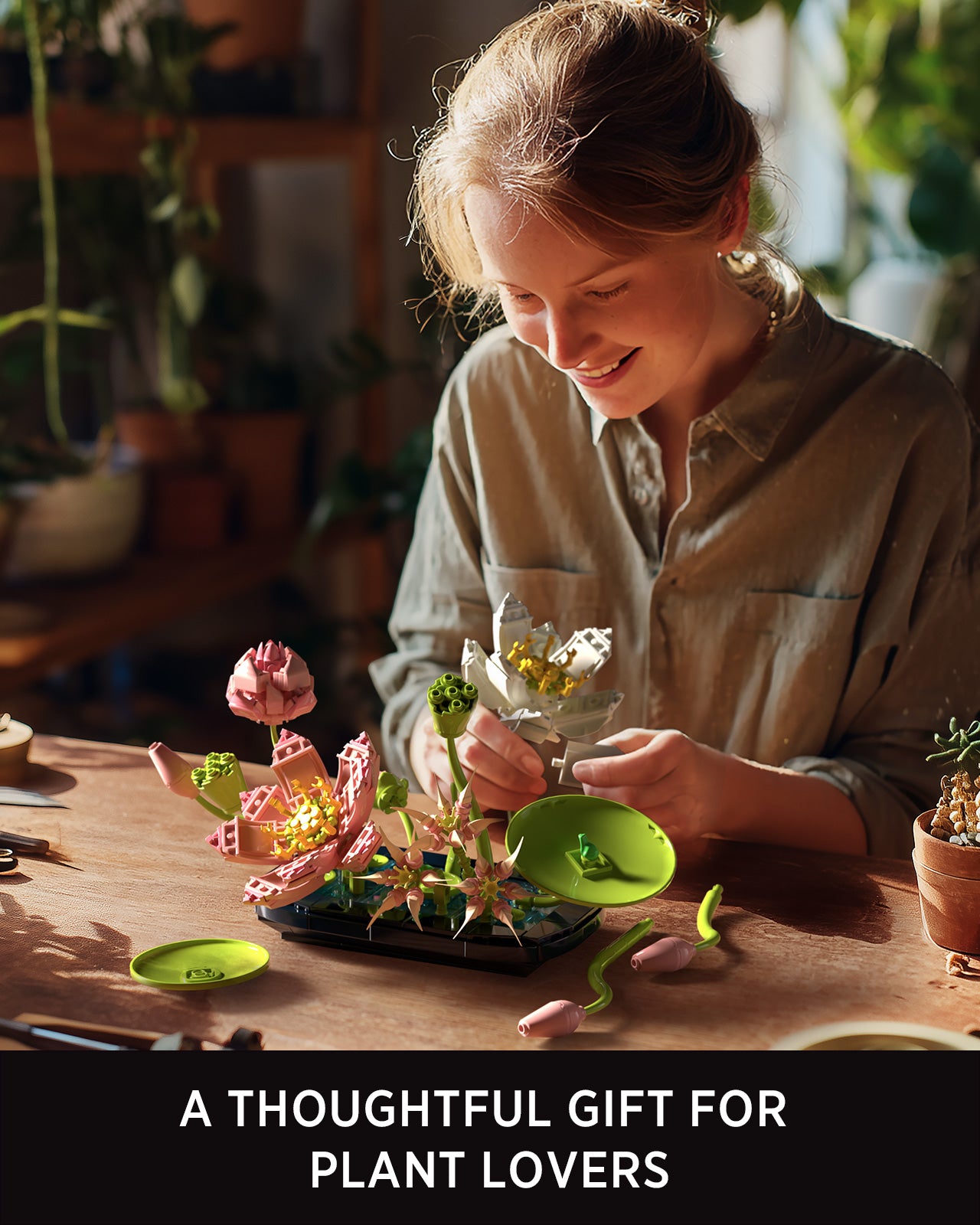 Nifeliz NF10334 Lotus Building Set | 506 PCS