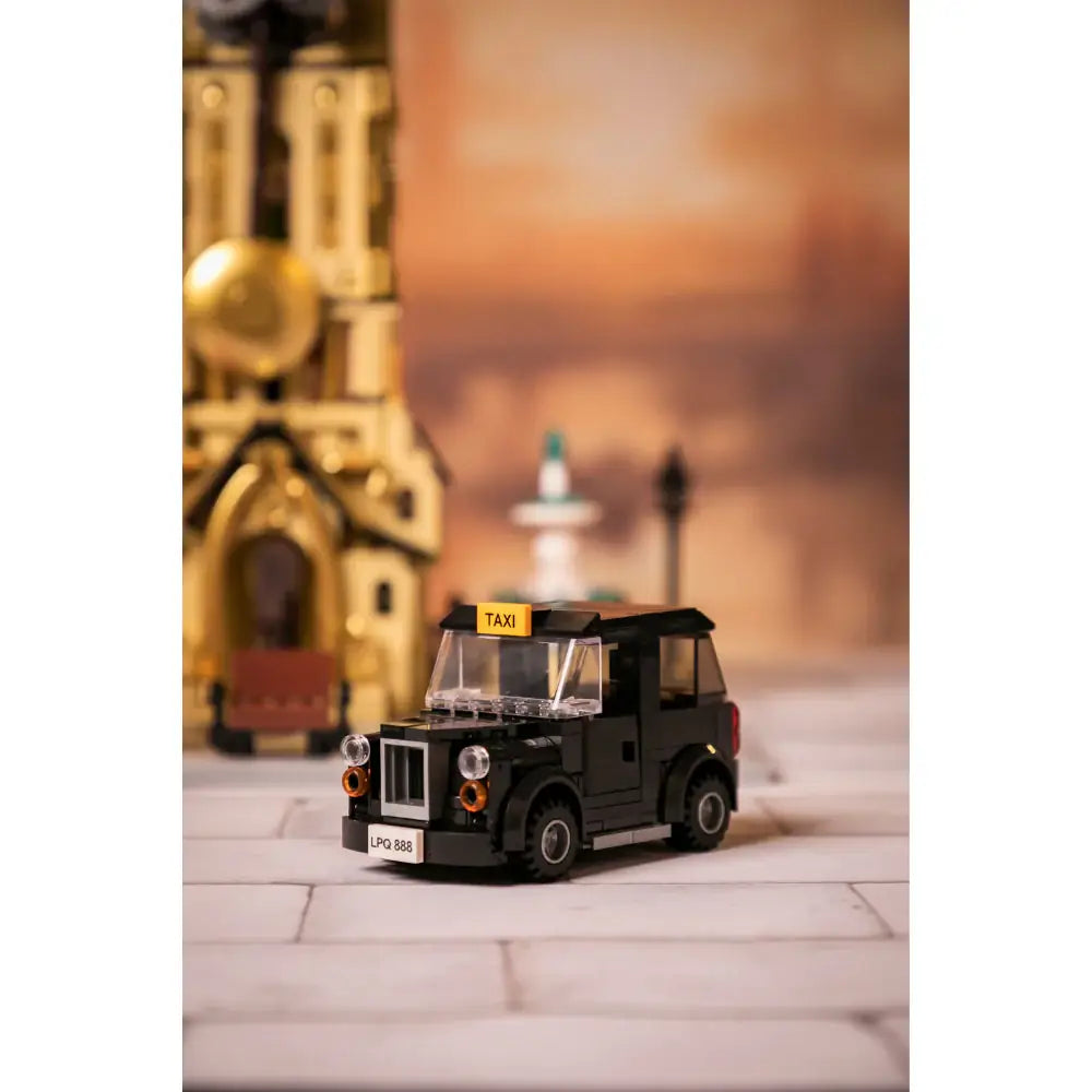 Pantasy 85008 Steampunk Clock Tower Park Building Toy Set |2460 PCS