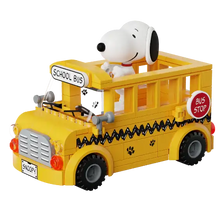 Pantasy 86906 Snoopy School Bus Building Toy Set | 300 PCS