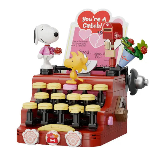 Pantasy 86913 Snoopy Typewriter Building Toy Set | 332 PCS