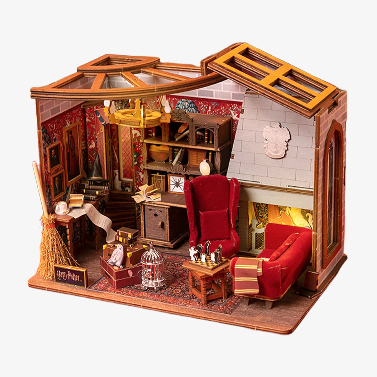 PUREMIND 1621 Harry Potter Gryffindor Common Room Building Toy Set | 310 PCS