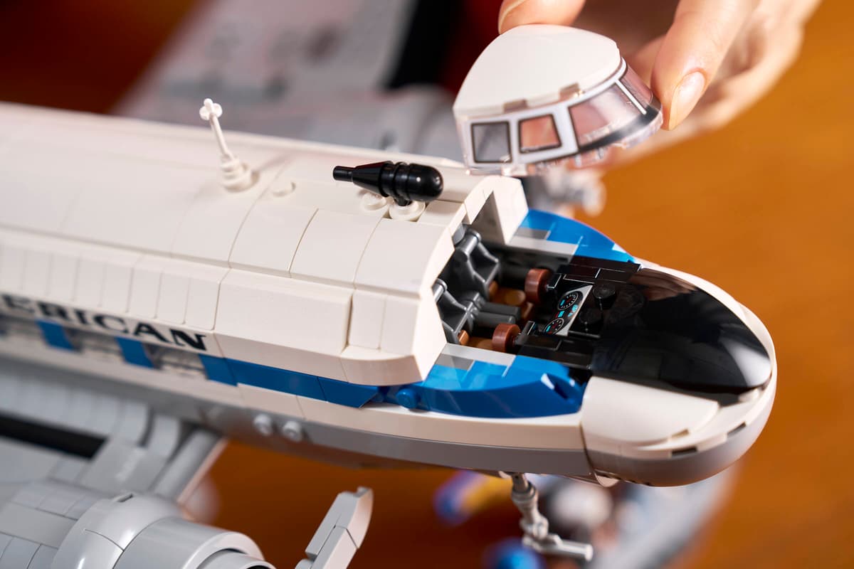 LEGO 11378 Icons Douglas™ DC-3™ PAN AM® Airliner | 1903 PCS