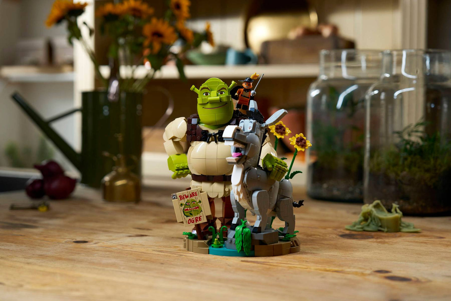 LEGO 72423 Other Shrek, Donkey & Puss in Boots | 1403 PCS