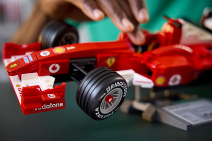 LEGO 11375 Icons Ferrari F2004 & Michael Schumacher | 735 PCS