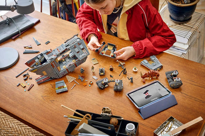 LEGO 75453 Star Wars Offworld Sandcrawler™ and Mudhorn | 1683 PCS