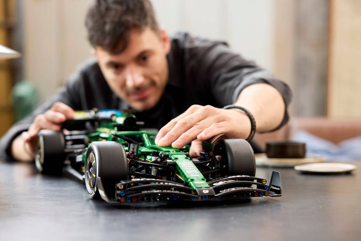 LEGO 42240 Technic Aston Martin Aramco AMR25 F1® Car | 1547 PCS