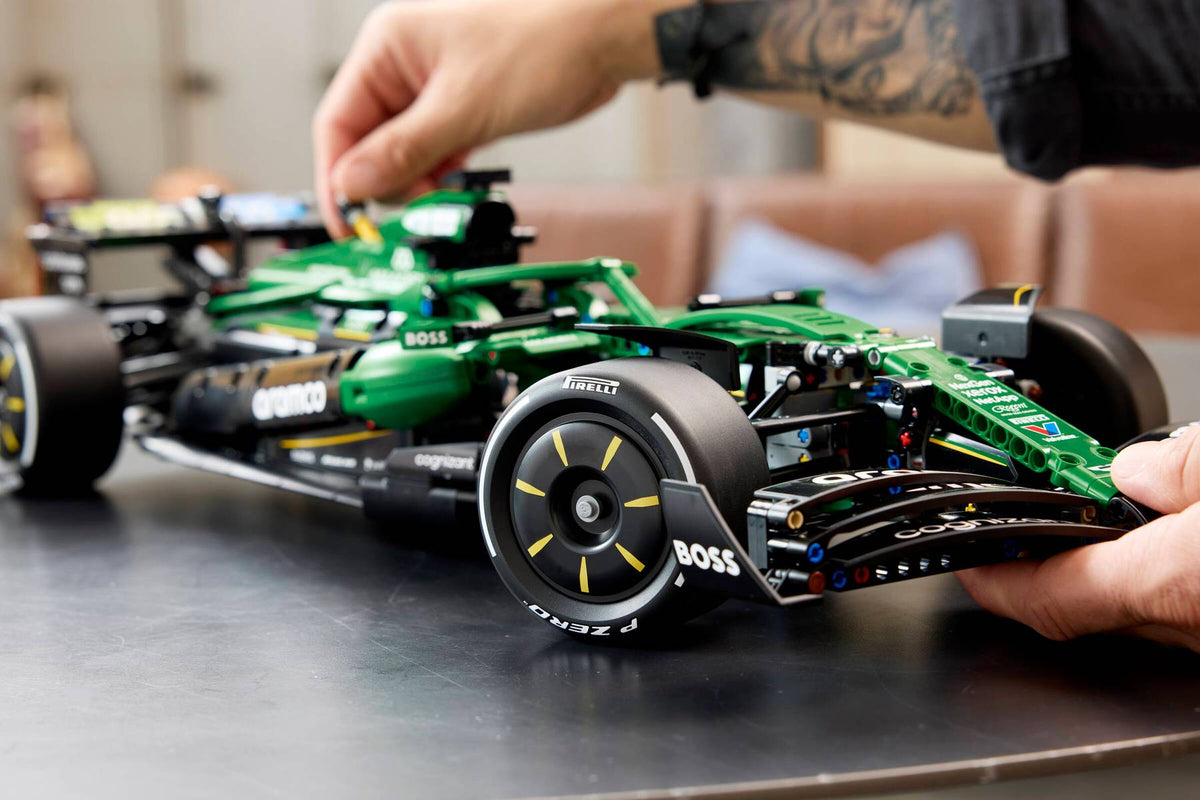 LEGO 42240 Technic Aston Martin Aramco AMR25 F1® Car | 1547 PCS