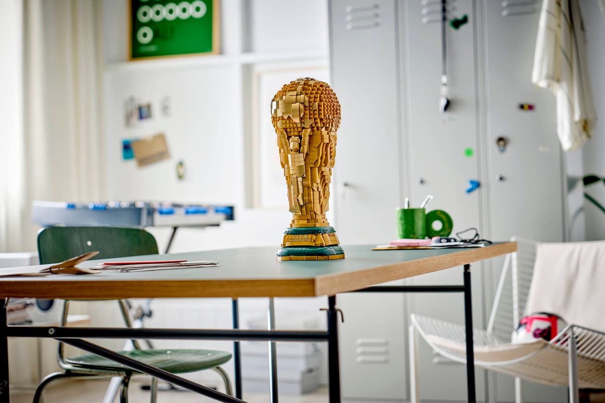 LEGO 43020 Editions FIFA World Cup™ Official Trophy | 2842 PCS