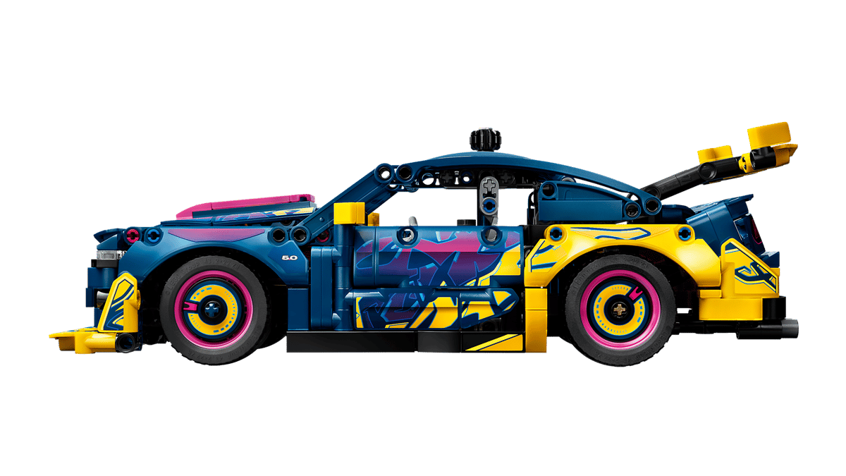 LEGO 42236 Technic Custom Garage Ford Mustang GT Car | 973 PCS