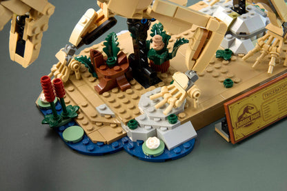 LEGO 77985 Jurassic World Dinosaur Fossils: Triceratops | 1154 PCS