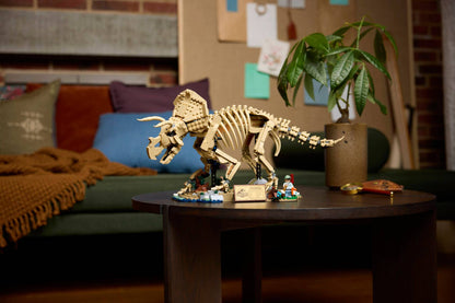 LEGO 77985 Jurassic World Dinosaur Fossils: Triceratops | 1154 PCS