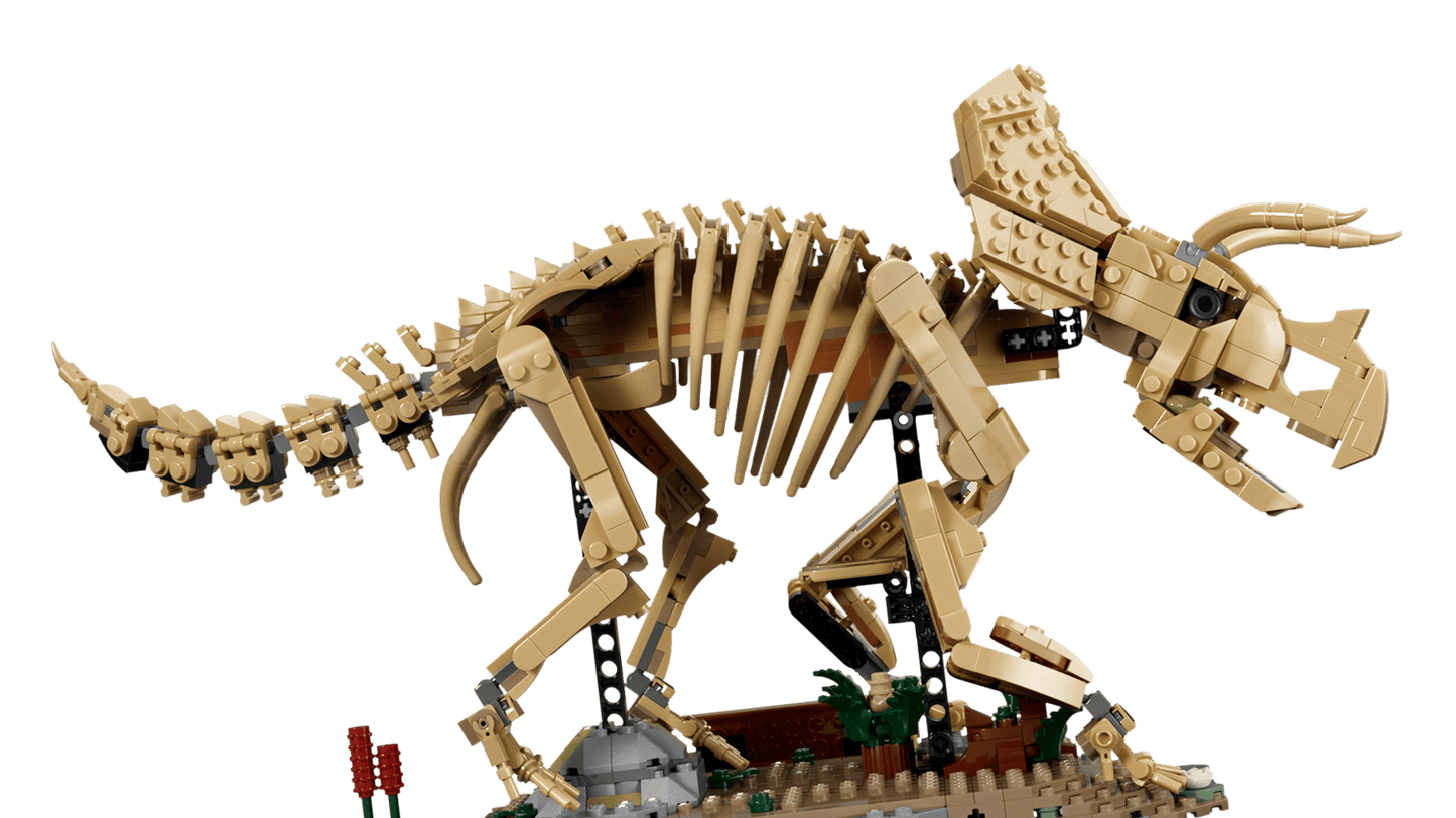 LEGO 77985 Jurassic World Dinosaur Fossils: Triceratops | 1154 PCS