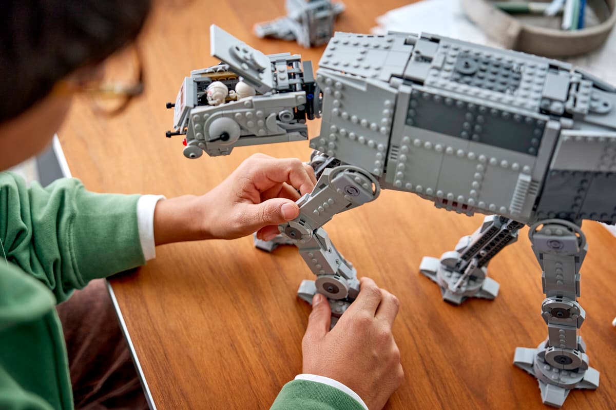 LEGO 75454 Star Wars Imperial Remnant AT-AT™ with INT-4 | 1453 PCS