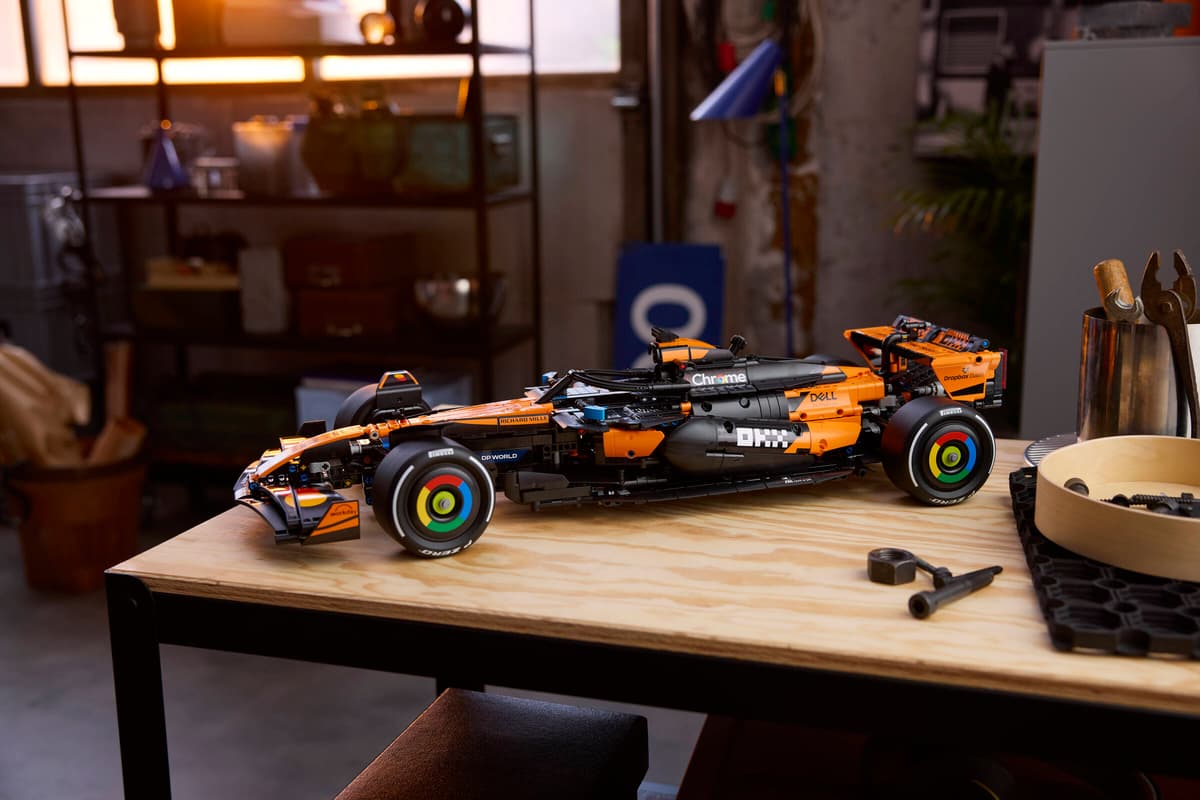 LEGO 42228 Technic McLaren MCL39 F1® Car | 1675 PCS