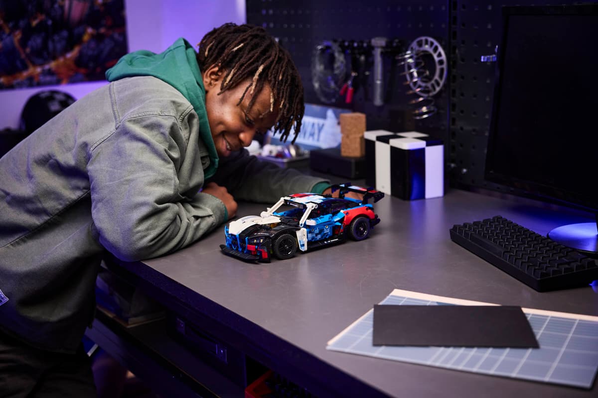 LEGO 42226 Technic BMW M4 GT3 EVO Race Car | 747 PCS