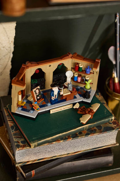 LEGO 40902 Tribute to Leonardo da Vinci | 251 PCS | Retired