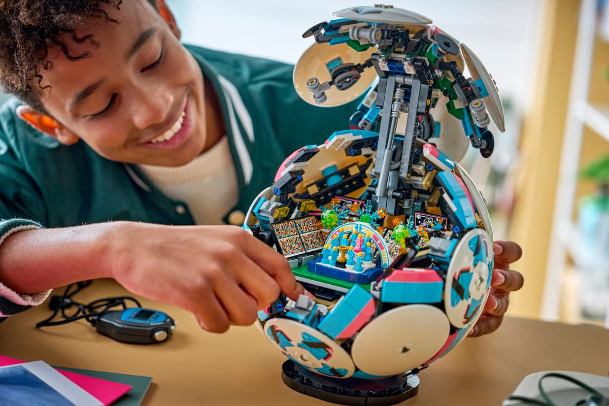 LEGO 43019 Editions Soccer Ball | 1498 PCS