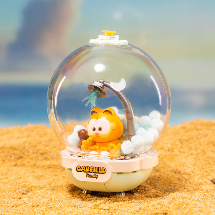 Pantasy 86802 Garfield Crystal Ball Series Cozy Bath Building Toy Set |99 PCS