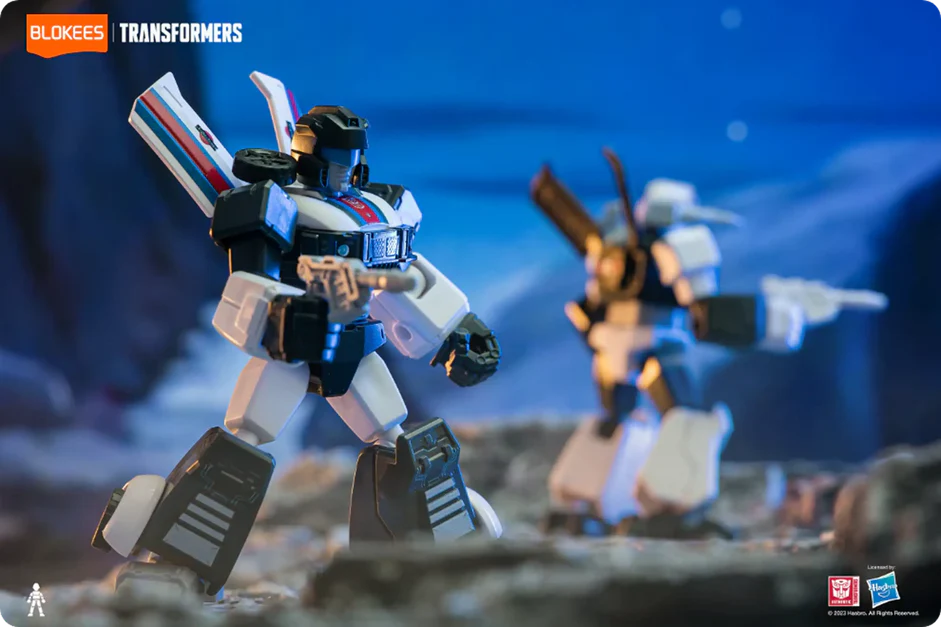 Blokees Transformers 71100 Galaxy Version 01 Roll Out
